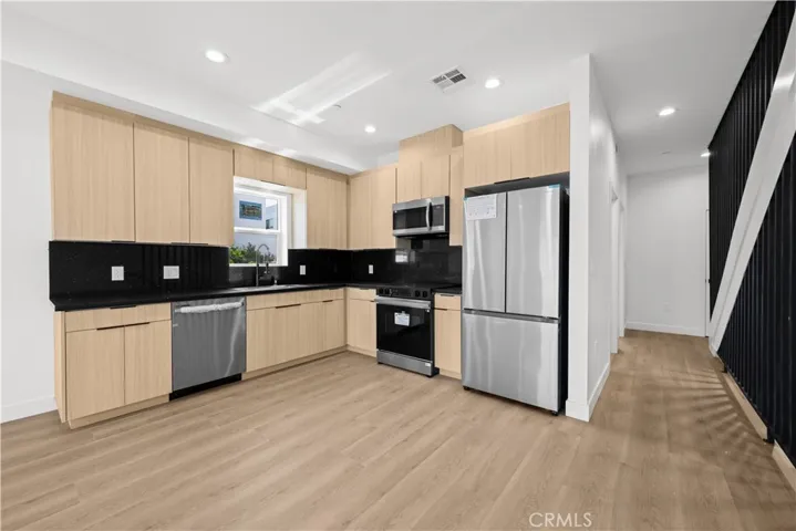 644 N Boyle, Los Angeles, California 90033