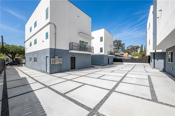 644 N Boyle, Los Angeles, California 90033
