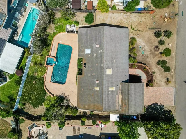 3652 Lake Garden Drive, Fallbrook, California 92028