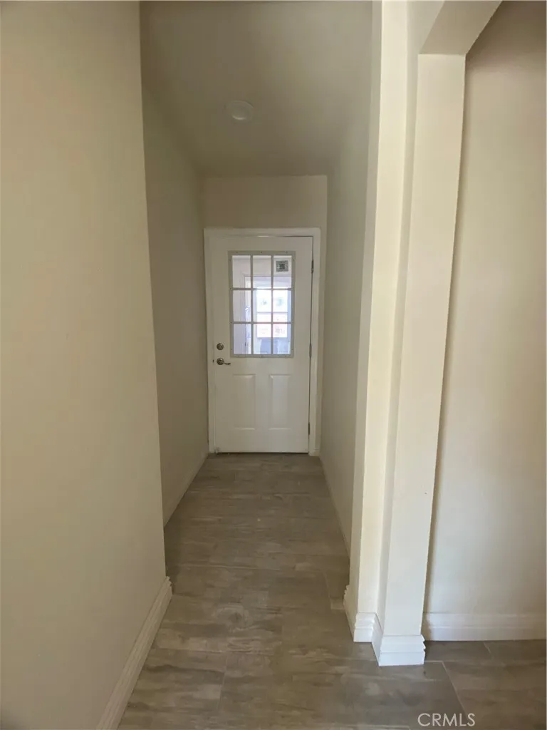 1727 W Santa Ana Boulevard, Santa Ana, California 92703 home-pic-6