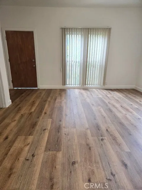 1438 S Bronson Avenue, Los Angeles, California 90019 home-pic-5