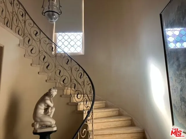541 Comstock Avenue, Los Angeles, California 90024