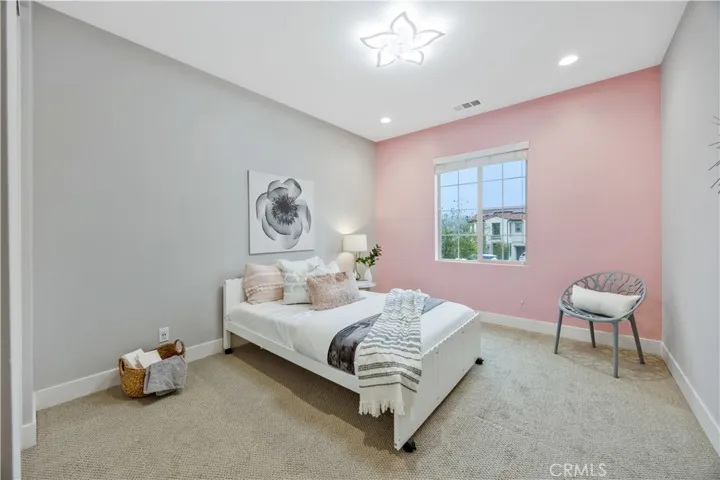 2233 Arroyo Trabuco Way, Lake Forest, California 92610