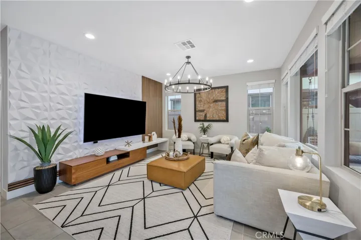 2233 Arroyo Trabuco Way, Lake Forest, California 92610