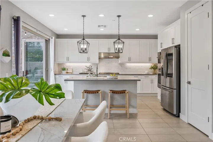2233 Arroyo Trabuco Way, Lake Forest, California 92610