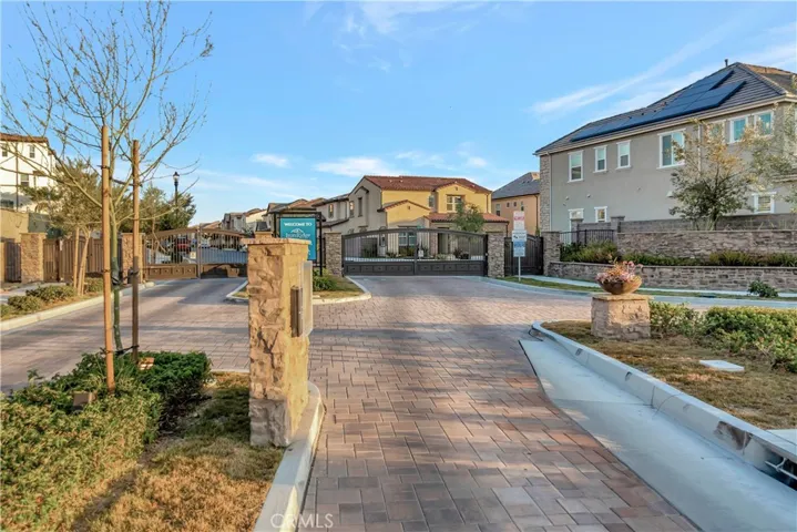2233 Arroyo Trabuco Way, Lake Forest, California 92610