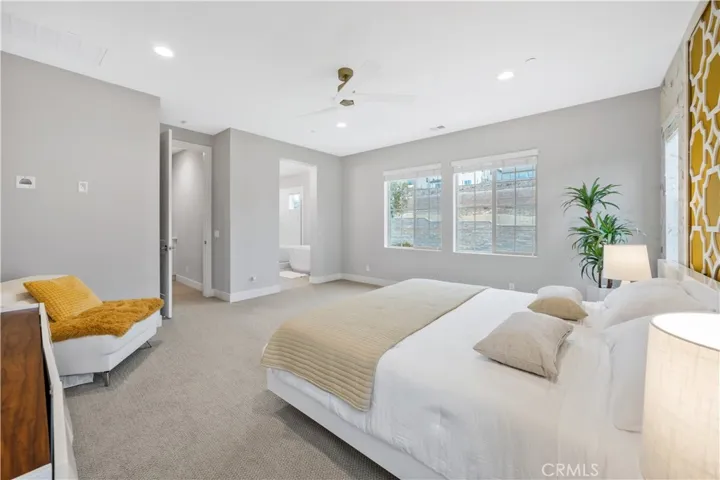 2233 Arroyo Trabuco Way, Lake Forest, California 92610