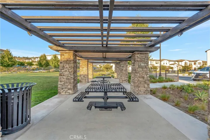 2233 Arroyo Trabuco Way, Lake Forest, California 92610