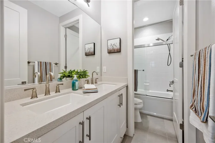 2233 Arroyo Trabuco Way, Lake Forest, California 92610
