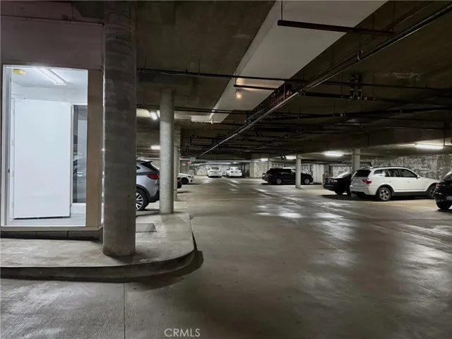 5151 Balboa Boulevard 202, Encino, California 91316