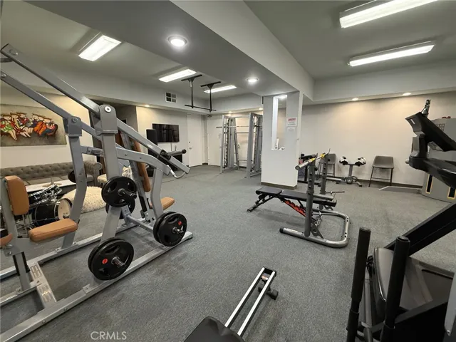 5151 Balboa Boulevard 202, Encino, California 91316