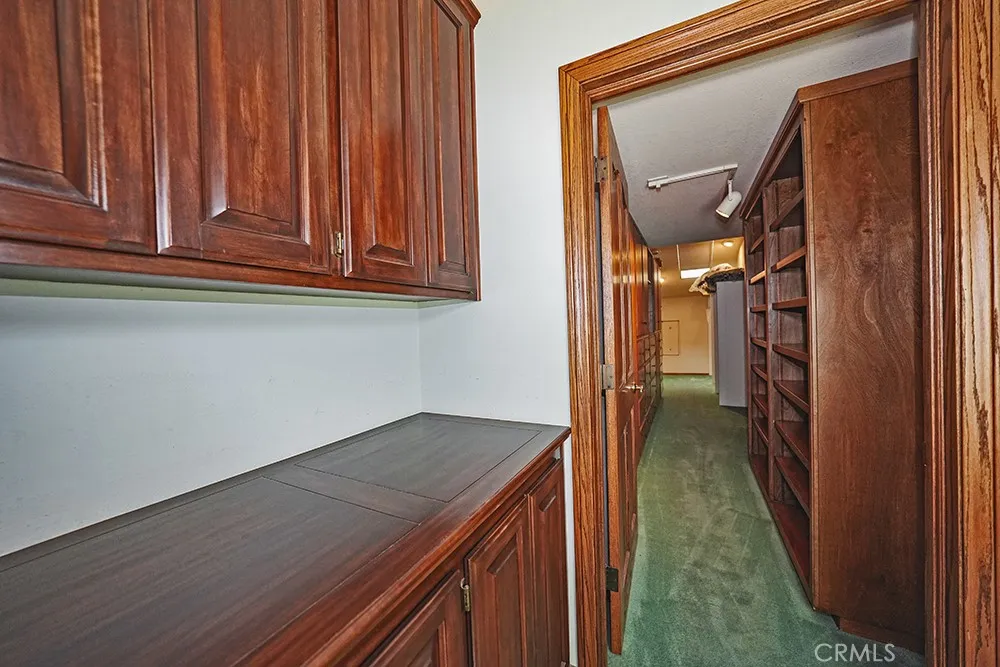 9752 Rangeview Drive, Santa Ana, California 92705 home-pic-25