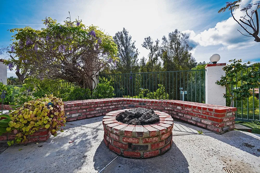 9752 Rangeview Drive, Santa Ana, California 92705 home-pic-51