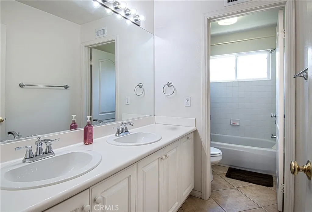 22505 Canyon Crest Drive, Mission Viejo, California 92692 home-pic-18