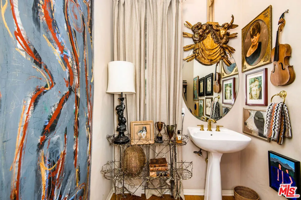 3470 Consuelo Drive, Calabasas, California 91302 home-pic-19