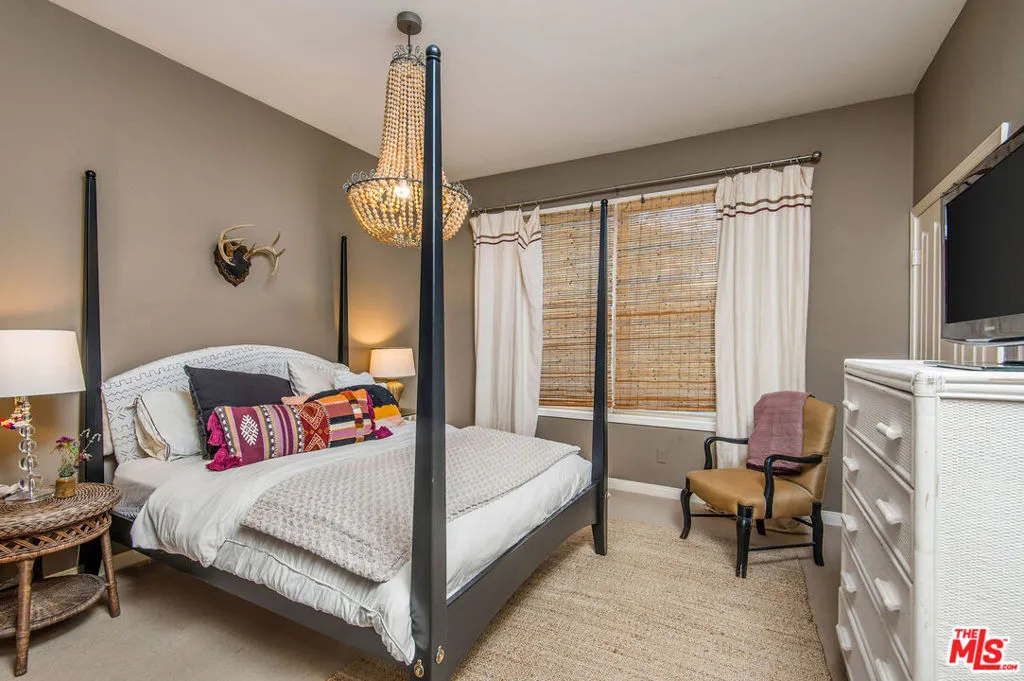 3470 Consuelo Drive, Calabasas, California 91302 home-pic-31