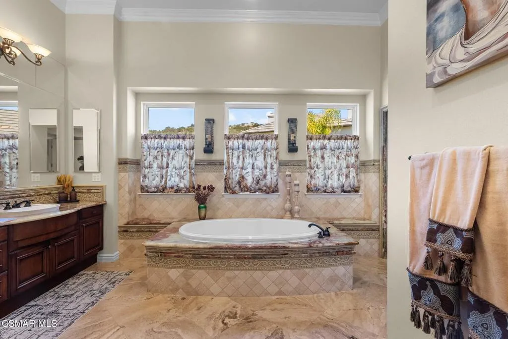 27003 Cliffie Way, Canyon Country, California 91387 home-pic-45