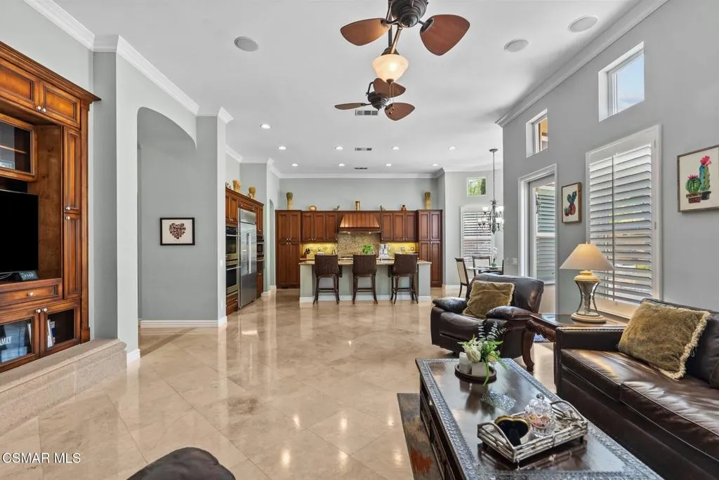 27003 Cliffie Way, Canyon Country, California 91387 home-pic-22