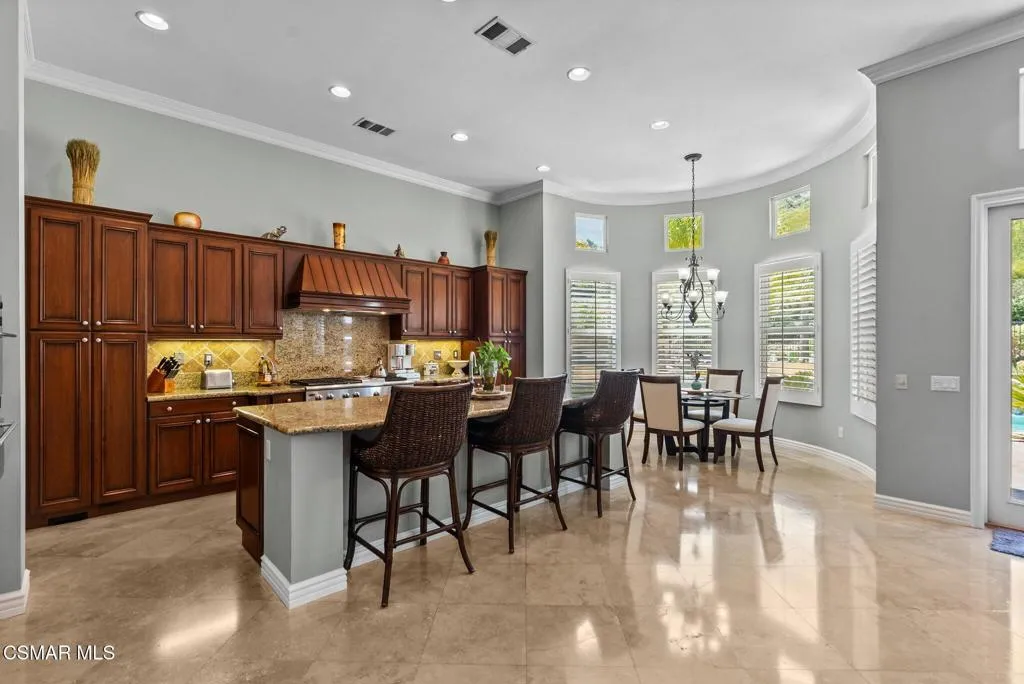 27003 Cliffie Way, Canyon Country, California 91387 home-pic-23