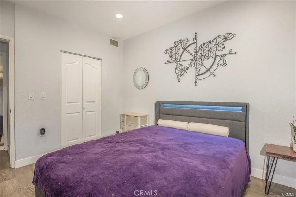 838 Pine Avenue 108, Long Beach, California 90813 home-pic-10