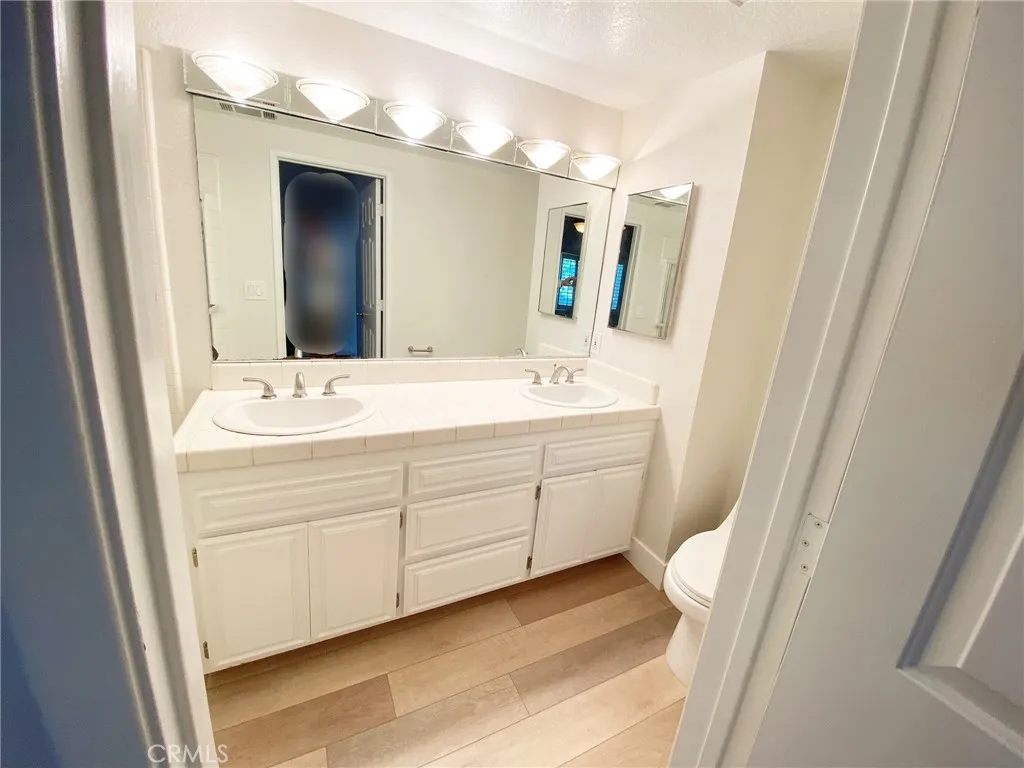 2706 Grant Avenue A, Redondo Beach, California 90278 home-pic-10