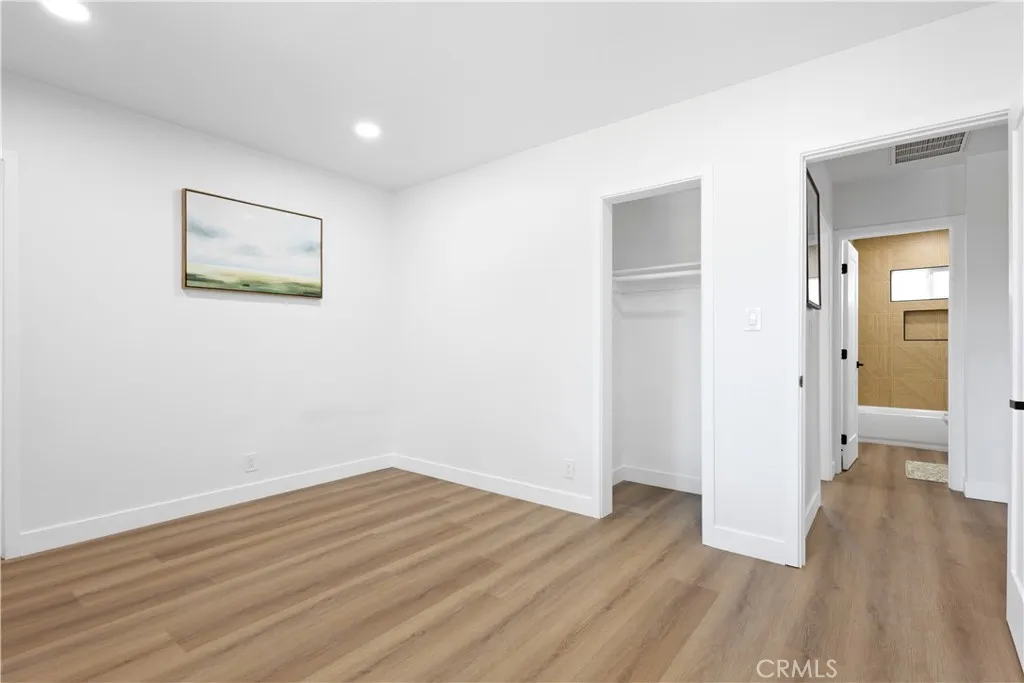 7629 Arcola Avenue, Sun Valley, California 91352 home-pic-16