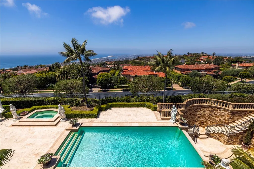 12 Skyridge, Newport Coast, California 92657 home-pic-43