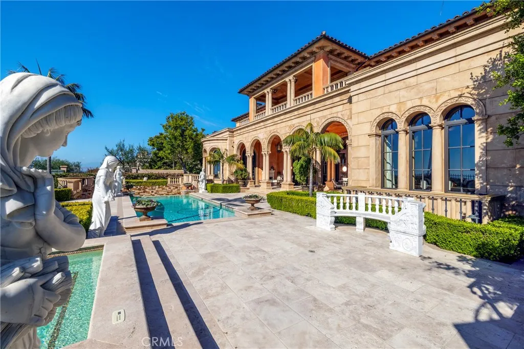 12 Skyridge, Newport Coast, California 92657 home-pic-19
