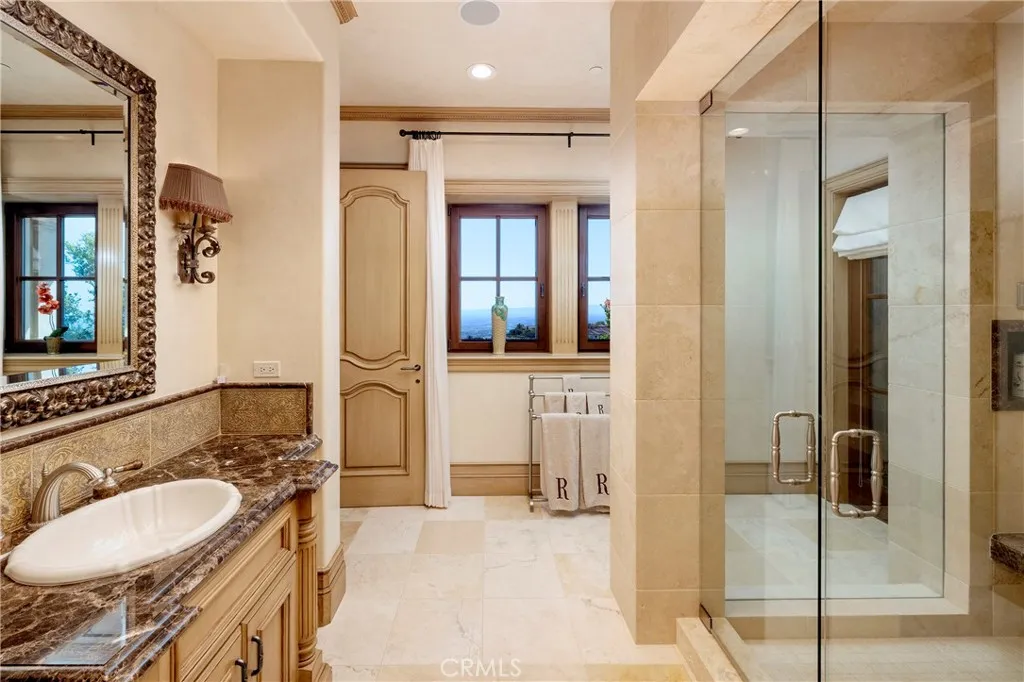 12 Skyridge, Newport Coast, California 92657 home-pic-27