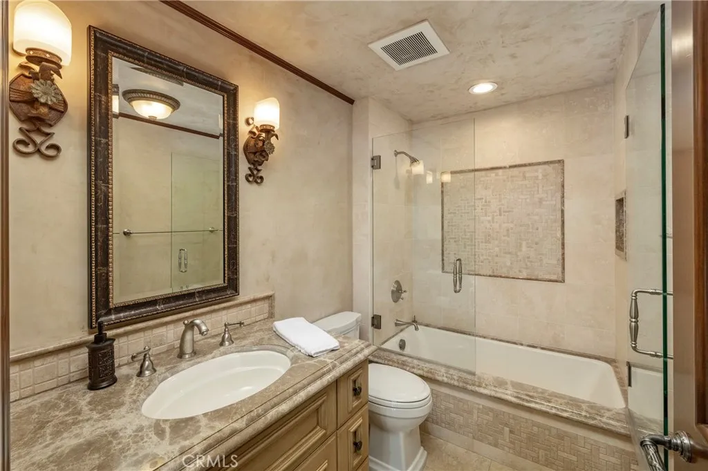 12 Skyridge, Newport Coast, California 92657 home-pic-32