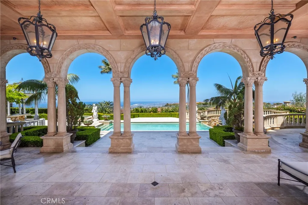 12 Skyridge, Newport Coast, California 92657 home-pic-7