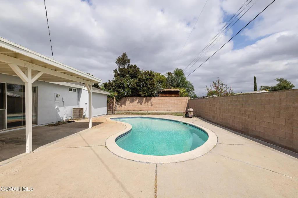 1620 Spence Street, Simi Valley, California 93065 home-pic-22