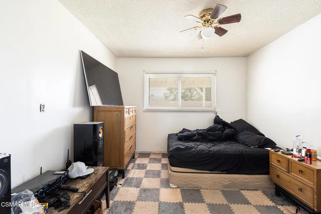 1620 Spence Street, Simi Valley, California 93065 home-pic-13