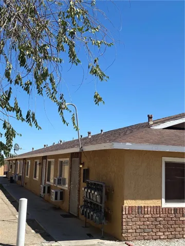 11800 White Avenue, Adelanto, California 92301