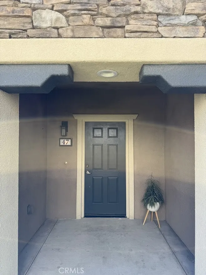 16722 Nicklaus Drive 47, Rancho Cascades, California 91342, 4 Bedrooms Bedrooms, ,3 BathroomsBathrooms,Residential,For Sale,Nicklaus,SR25105264