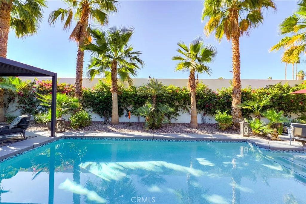 9 Via Dulcinea, Palm Desert, California 92260 home-pic-30