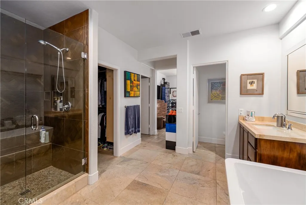 9 Via Dulcinea, Palm Desert, California 92260 home-pic-25