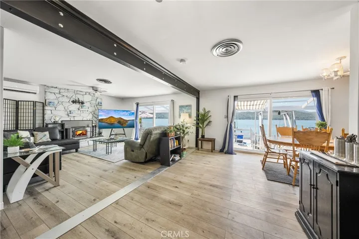Open great room - feels like you are floating on the water