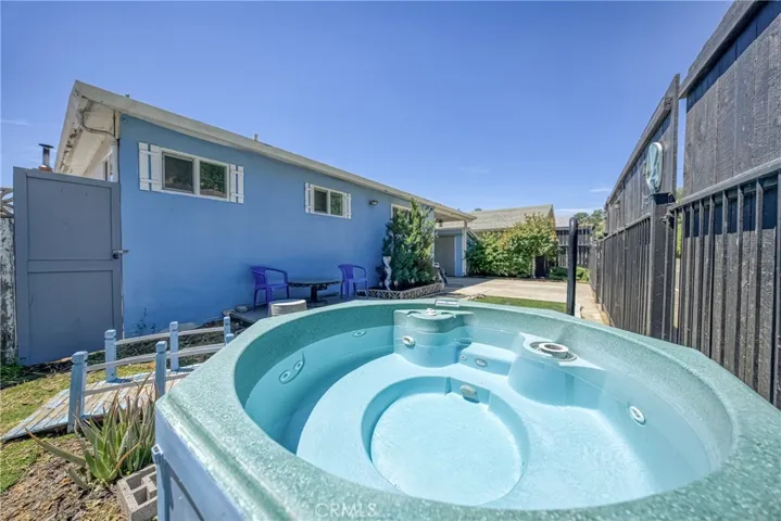 Hot tub