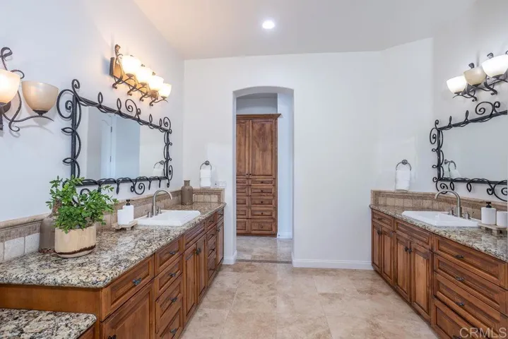 7272 Camino De Arriba, Rancho Santa Fe, California 92067