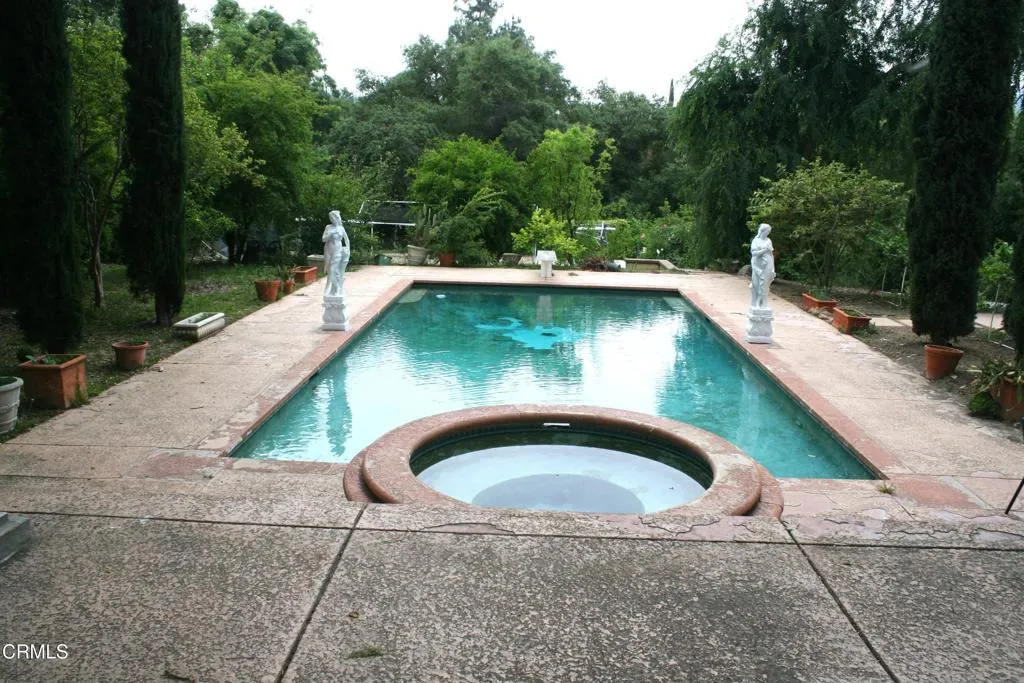 500 Georgian Road, La Canada Flintridge, California 91011 home-pic-9