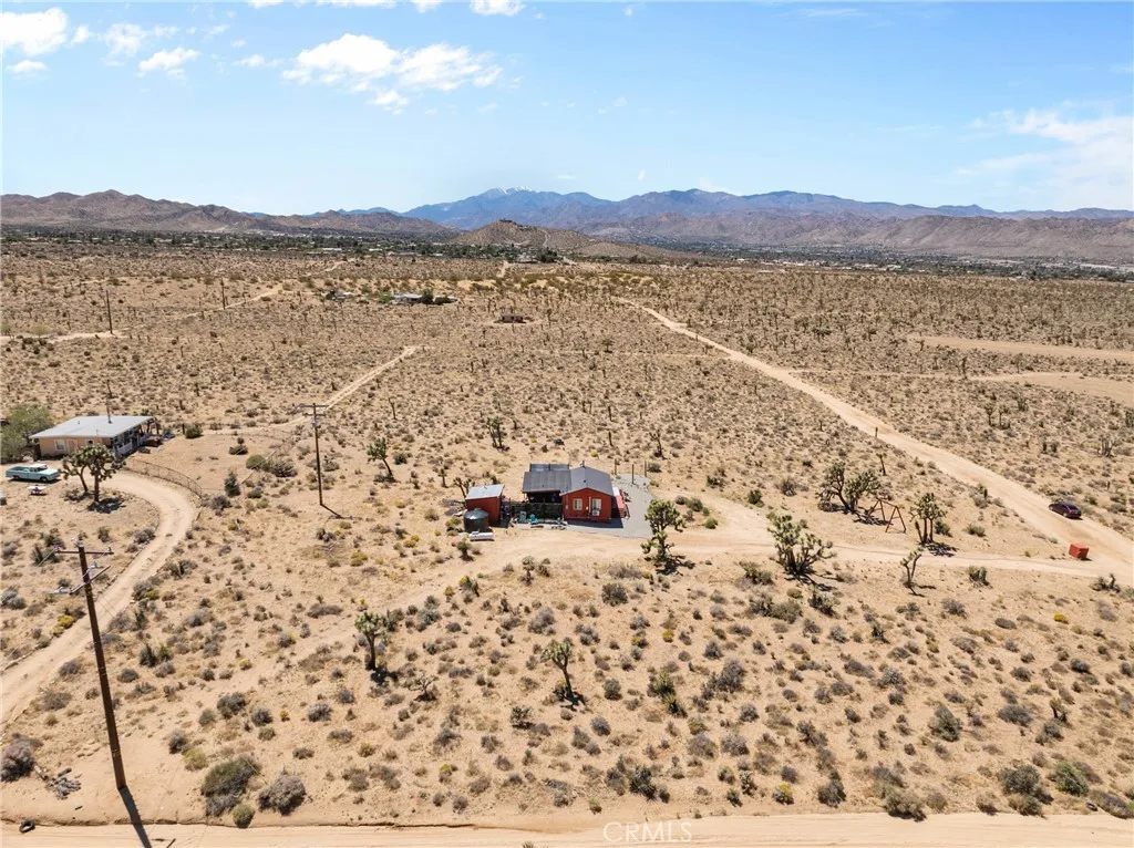 59101 Joshua Drive, Yucca Valley, California 92284 home-pic-31