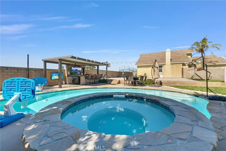 14839 Westgate Drive, Fontana, California 92336