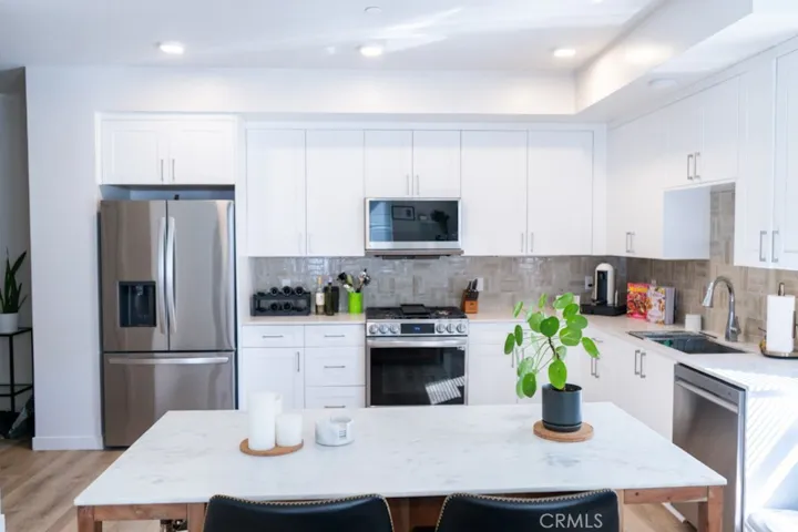 2475 Victoria Avenue 201, San Luis Obispo, California 93401