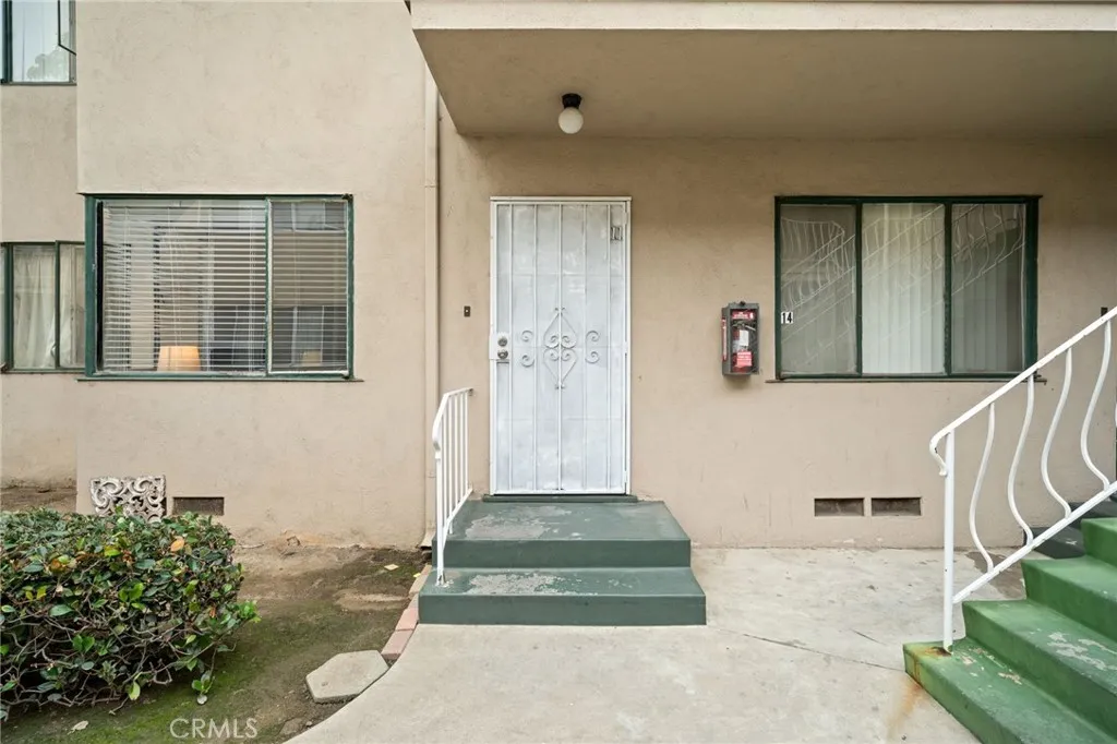 617 Cedar Avenue 11, Long Beach, California 90802 home-pic-5