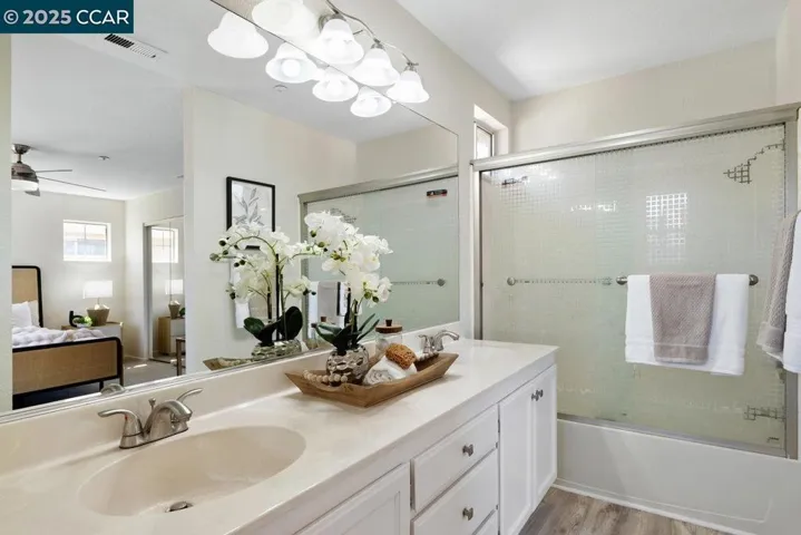 33022 Carrara Ter, Union City, California 94587