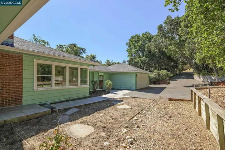 76 Terrace Rd, Walnut Creek, California 94597