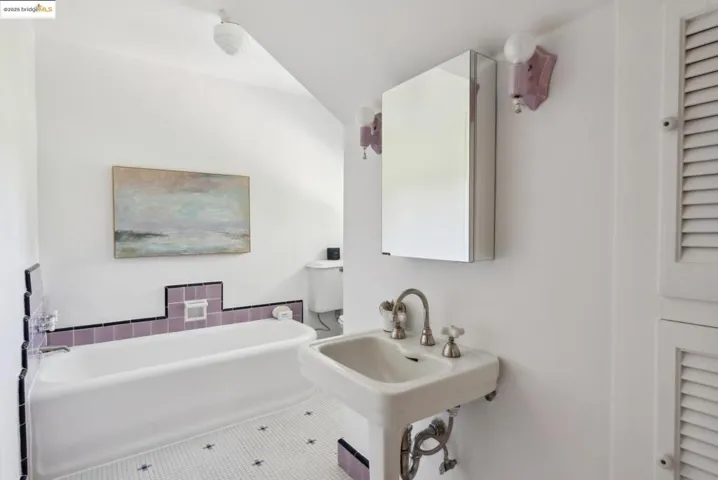 101 Bonita Ave, Piedmont, California 94611