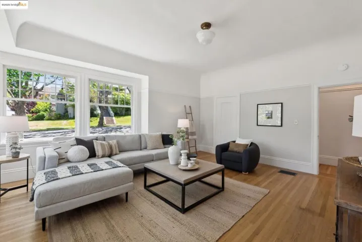 101 Bonita Ave, Piedmont, California 94611