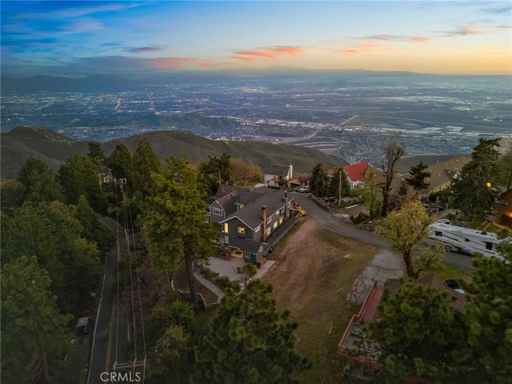 1015 Summit Drive, Crestline, California 92325 home-pic-41